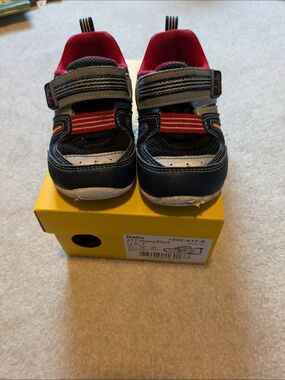 Tsukihoshi Neko Navy/Red Kids Size 7 Shoes